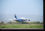 Antonov AN-124 Russia-Douchanbe-03avr2008-DSC_0017.jpg
